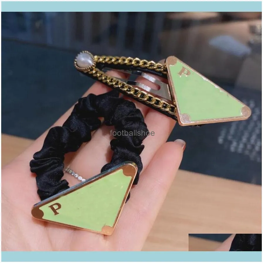 Korean Charm Women Girls Luxury Letters Print Barrettes Inverted TriangleLogos Chain Designer Hair Clips Fashion Simple Styles