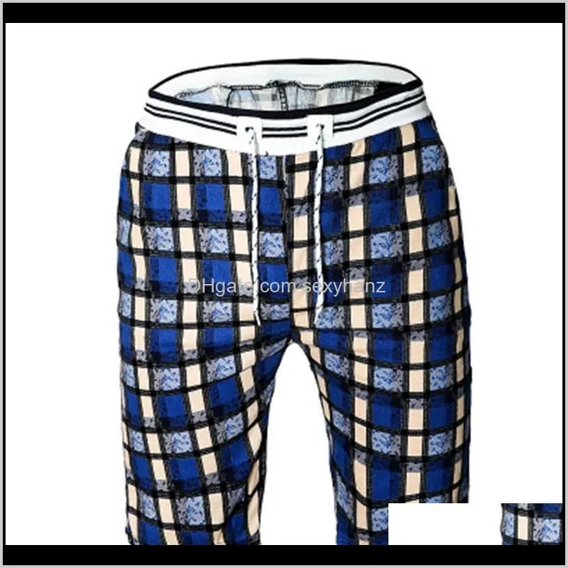 summer new men`s casual cotton and linen five pants slim linen beach plaid print pant 2020
