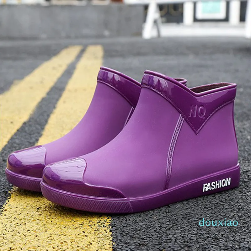 Mulheres tornozelo chuva botas outono senhoras borracha borracha pvc impermeável raindroes sapatos de água deslizamento na forma fêmea apartamentos calçados 2020 novo q1216