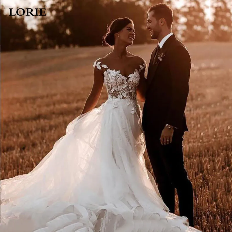 Lorie Vintage A Line Tulle Bröllop Cap Sleeves Lace Appliques Bride Dresses Charmig Lång 2021 Vestido de Noiva