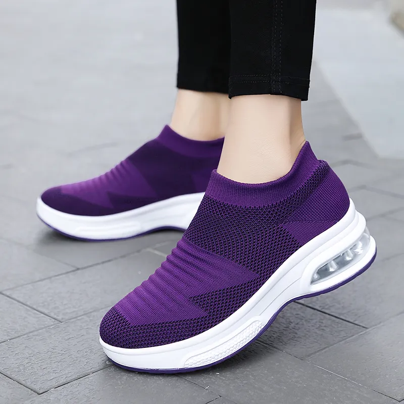 Wholesale 2021 Top Quality Off Mens Womens Sports Running Shoes Mesh Breathable Sock Runners Purple Pink Outdoor Sneakers SIZE 36-45 WY32-A12