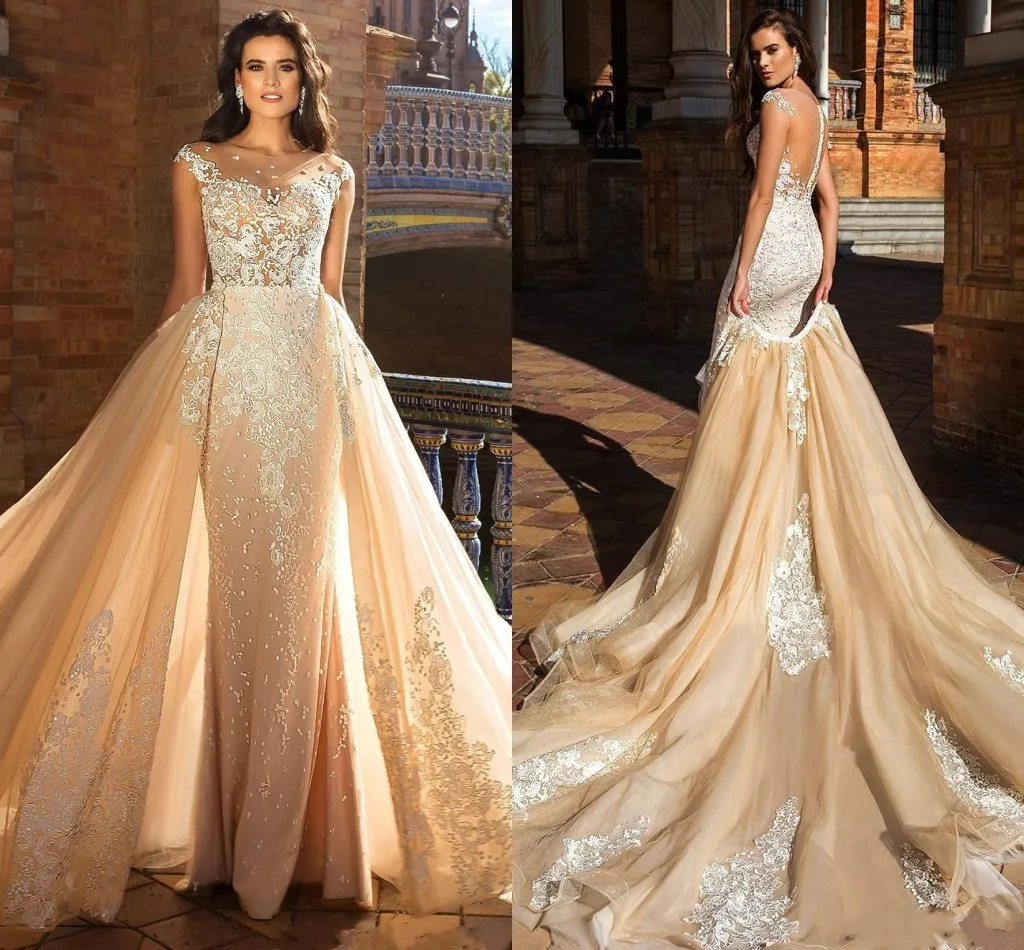 Champagne Lace Wedding Dress with Detachable Skirt Capped Sleeves Jewel Neck Boho Bridal Gown 2024