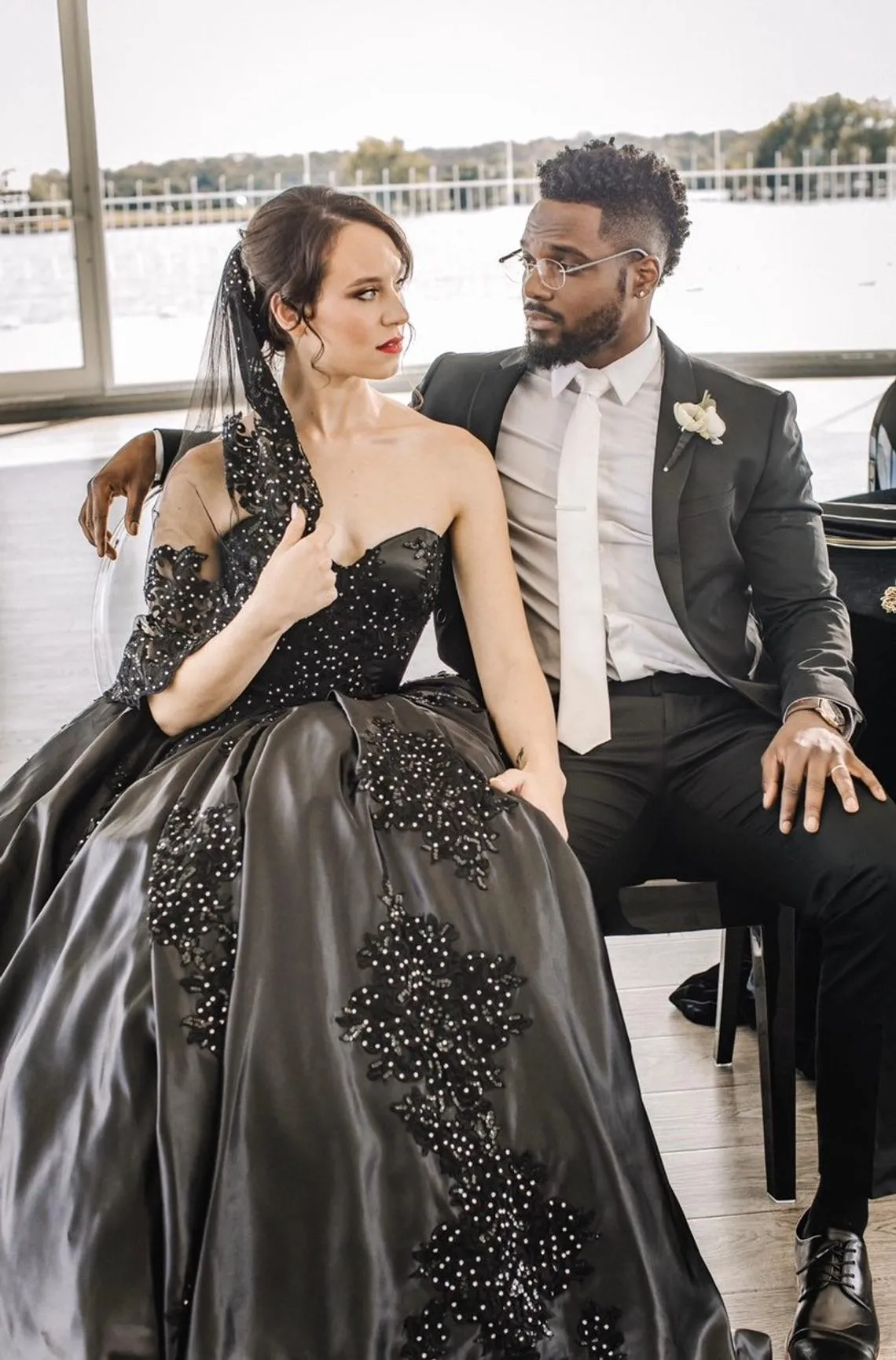 Black Ball Gown Gothic Princess Wedding Dresses Vintage Sweetheart