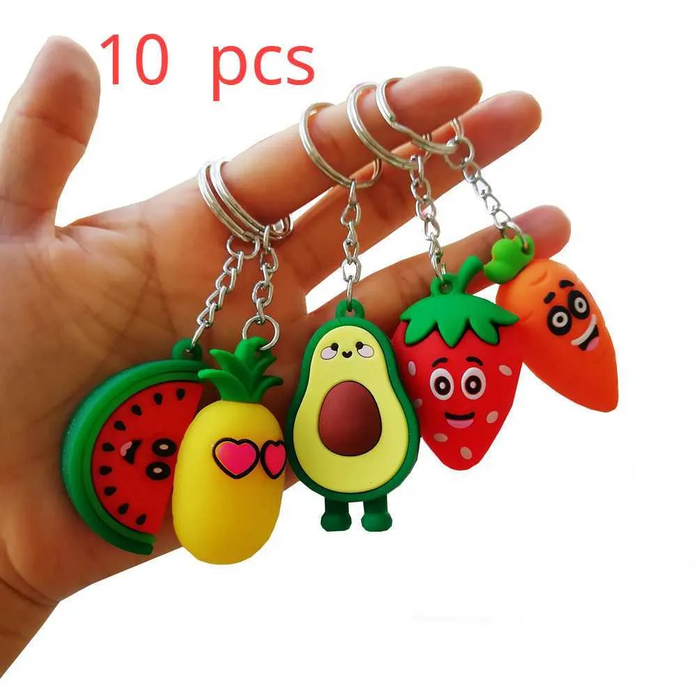 10st / gullig tecknad frukter nyckelring pvc morot jordgubbe ananas vattenmelon nyckelringar kvinnor väska hängsmycke nyckelring g1019