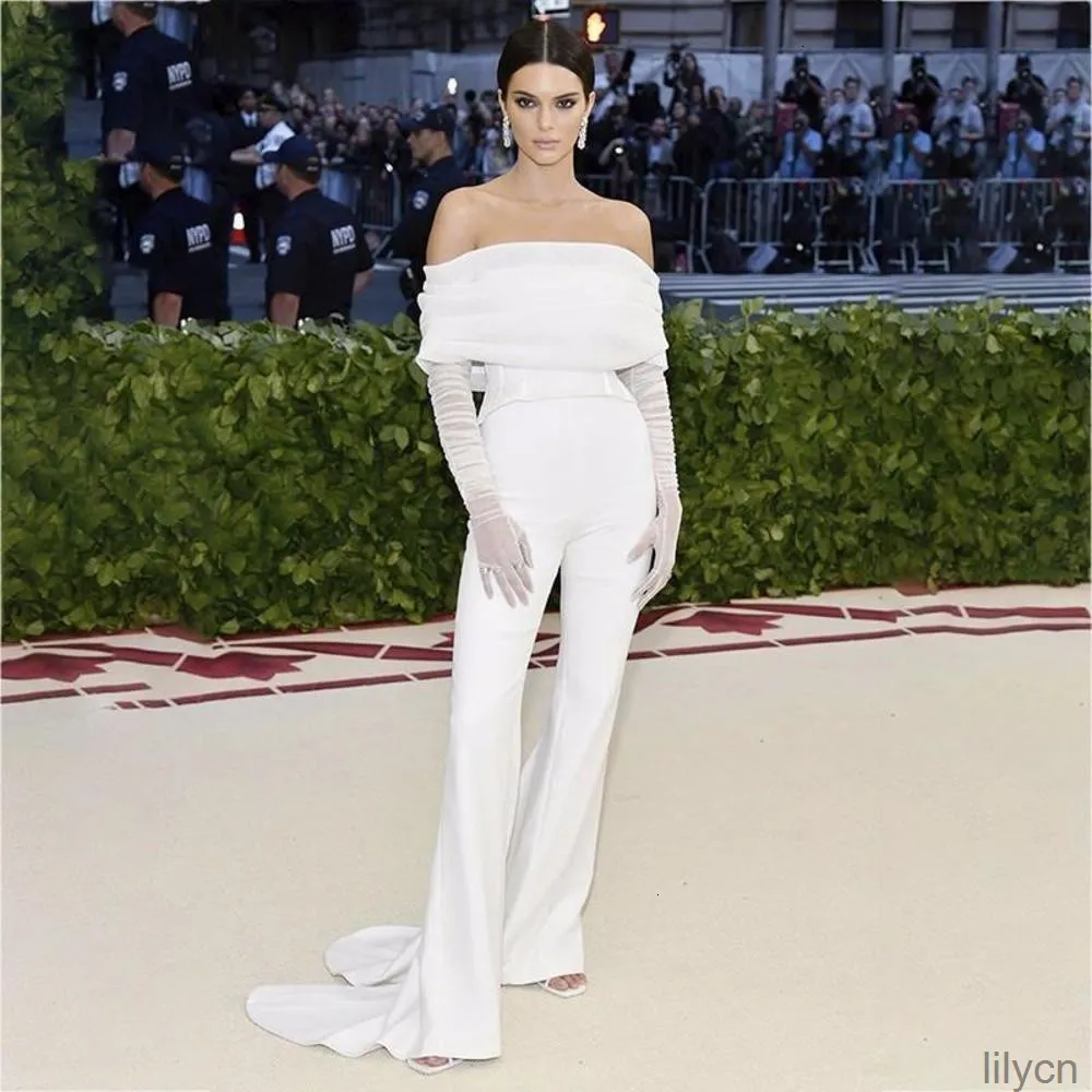 Macacões longos sexy para mulheres com ombro fora do macacão branco elegante macacão de verão Kendall Jenner