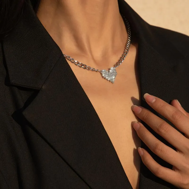 Pendant Necklaces Fashion Single Layer Tassel Gold Metal Bohemian Artificial Diamond Love Necklace For Women