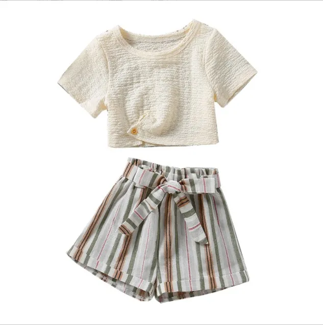 Wit Solid T-shirt + gestreepte shorts Tweedelige set voor baby meisjes zomer mode outfits