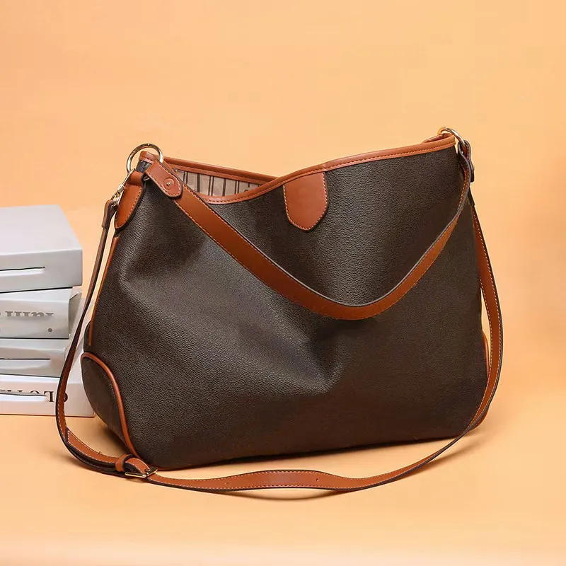 最高品質のデザイナーハンドバッグ女性用トート財布チェーン付きレディースファッション財布クロスボディショルダーバッグ