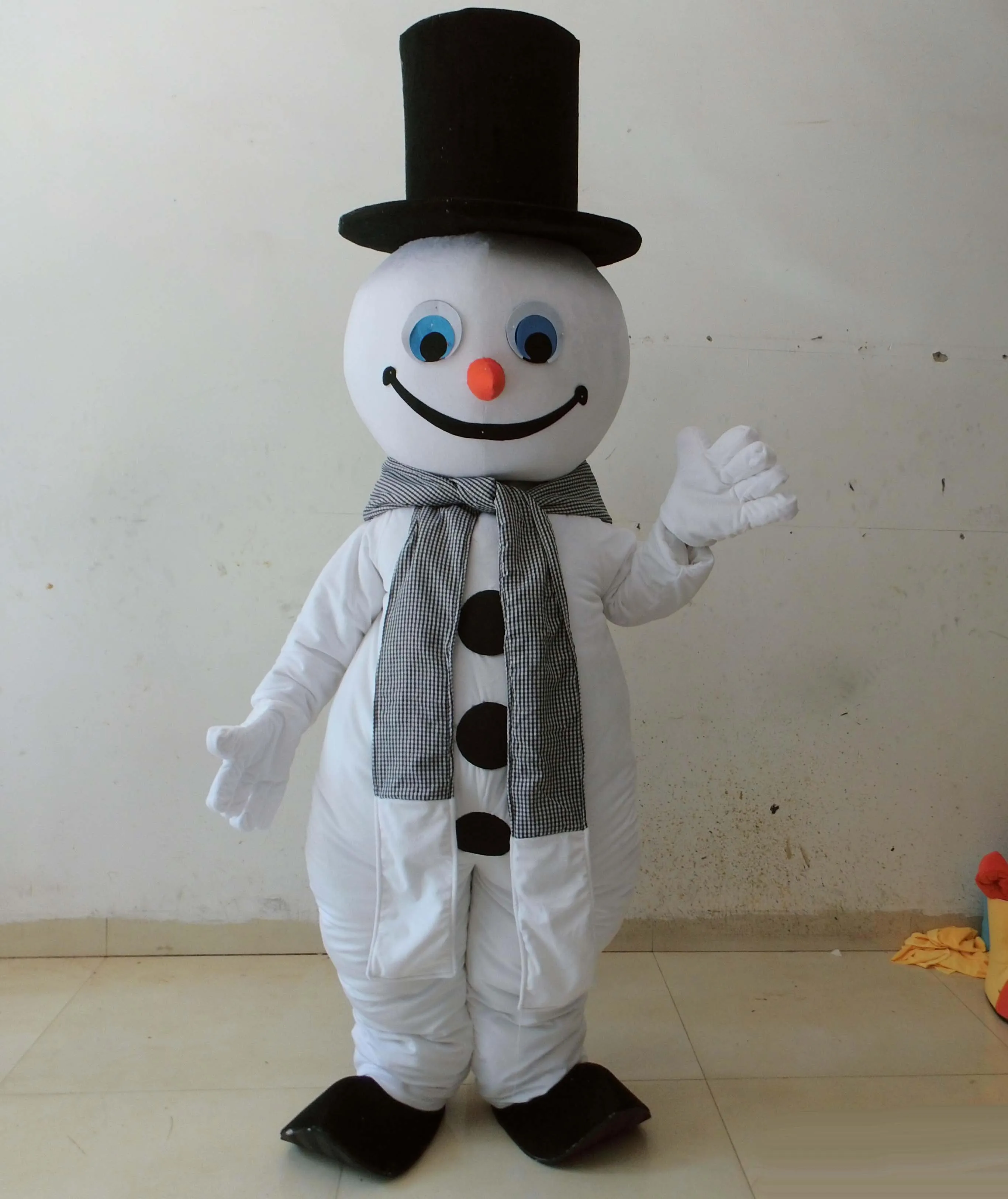 Costume de mascotte de bonhomme de neige d'Halloween Personnage de dessin animé de haute qualité Carnaval Unisexe Adultes Outfit Robe de fête d'anniversaire de Noël