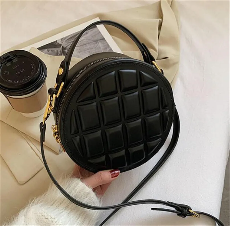 고품질 핸드백 마름모 초콜릿 스퀘어 라운드 케이크 저녁 가방 2022 새로운 한국 패션 한 어깨 메신저 허리 가방