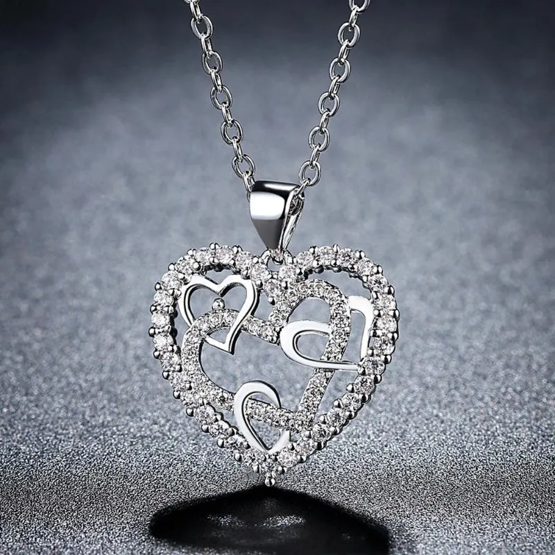 Anhänger Halsketten Preis Hohl Kleines süßes Herz um Halskette Charms Heartbeat Schmuck für Hochzeitsgeschenk