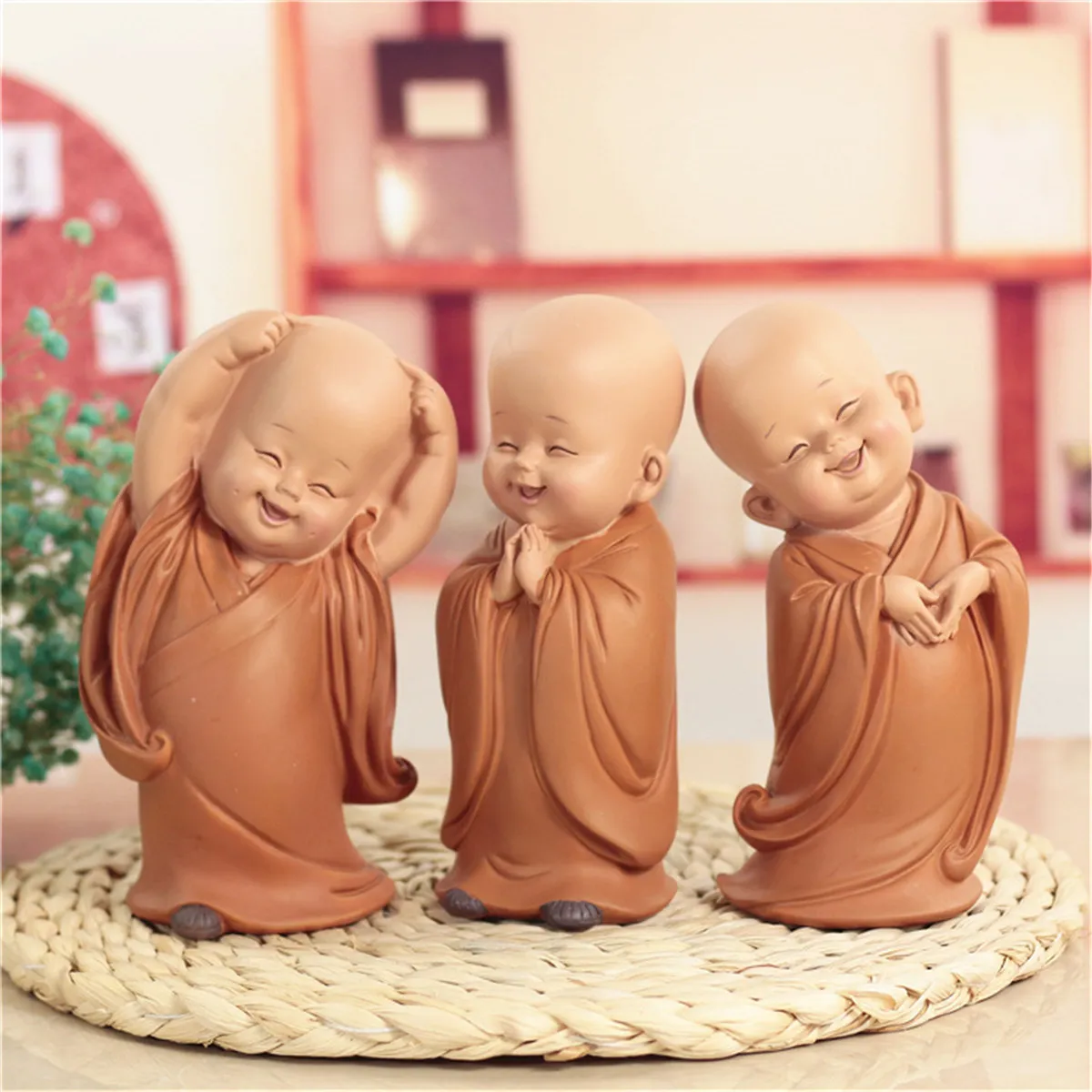 小さな僧侶の彫刻中国風の樹脂手彫り家の装飾アクセサリーギフト小さな仏像 210414