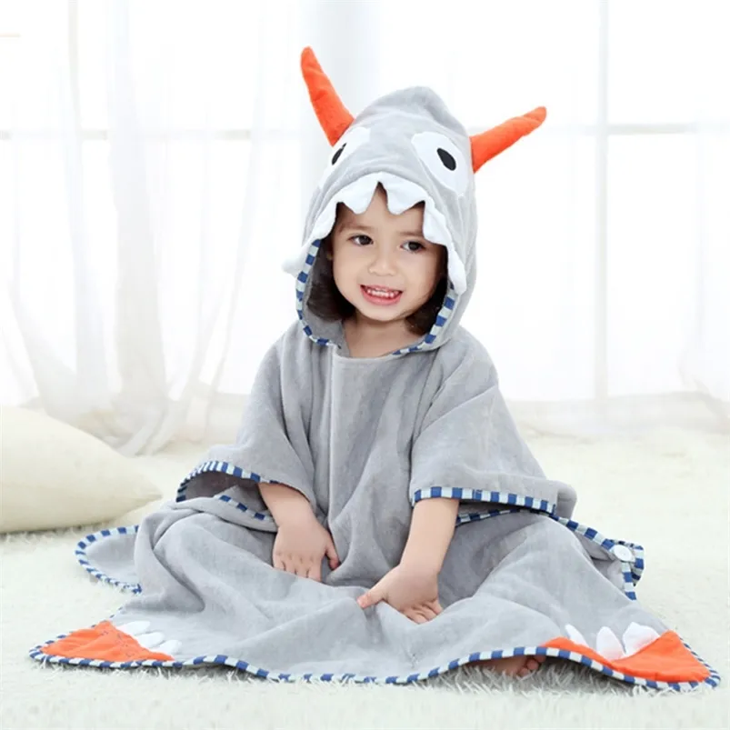 Handdoek Herfst Baby Jongens Kinderen Strand Meisjes Hoodie Kerstmis Poncho Kinderen Bad Cartoon Dier Zwemmen Badjas Katoen 210728