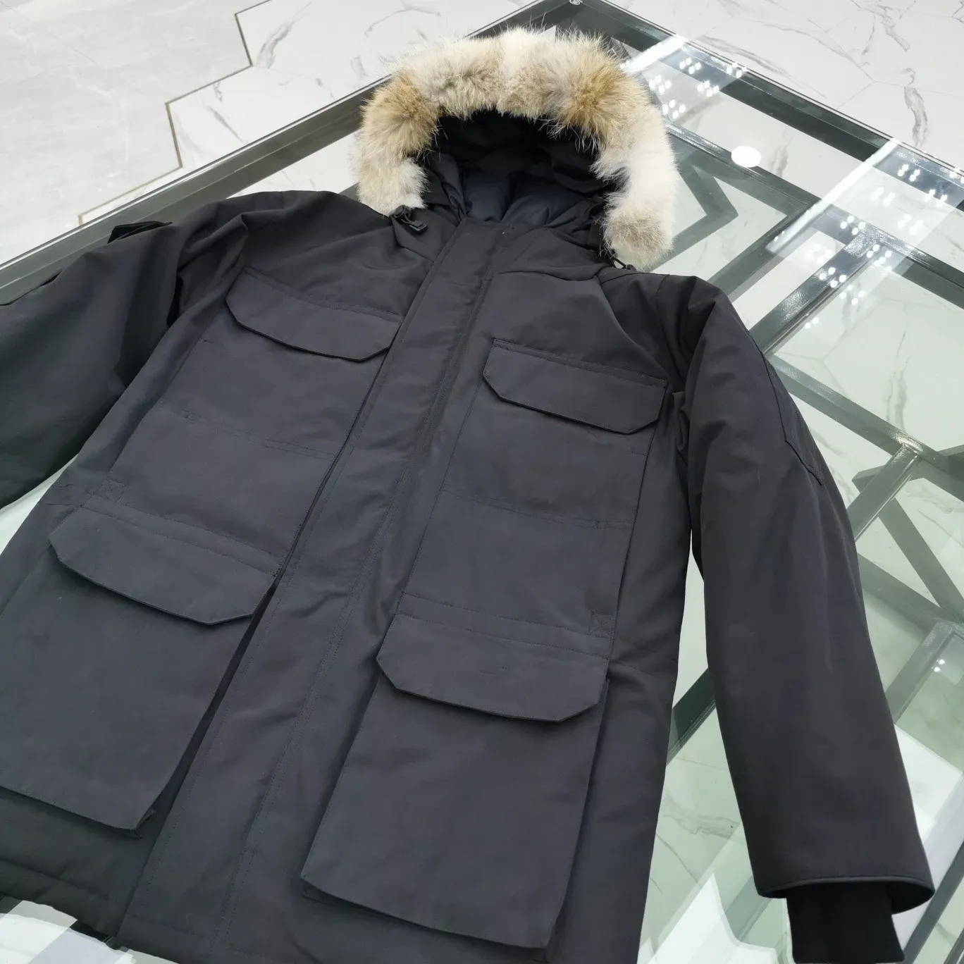 Raccoon Fourrure garniture Snow Parka Hommes Expedition Down Down Vestes avec Jaquette à glissière YKK Veste extérieure 80% Remplissage Remplissage Collier