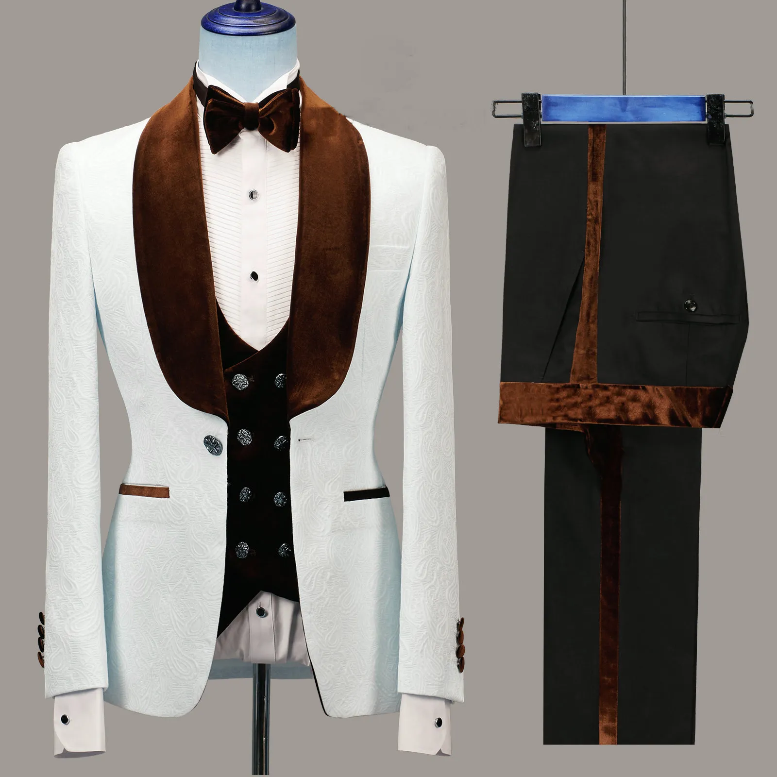 Nya ankomst blommor män passar Slim fit wedding tuxedo marinblå blue sammet lapel brudgum parti dräkt dräkt homme groomsman blazer174i