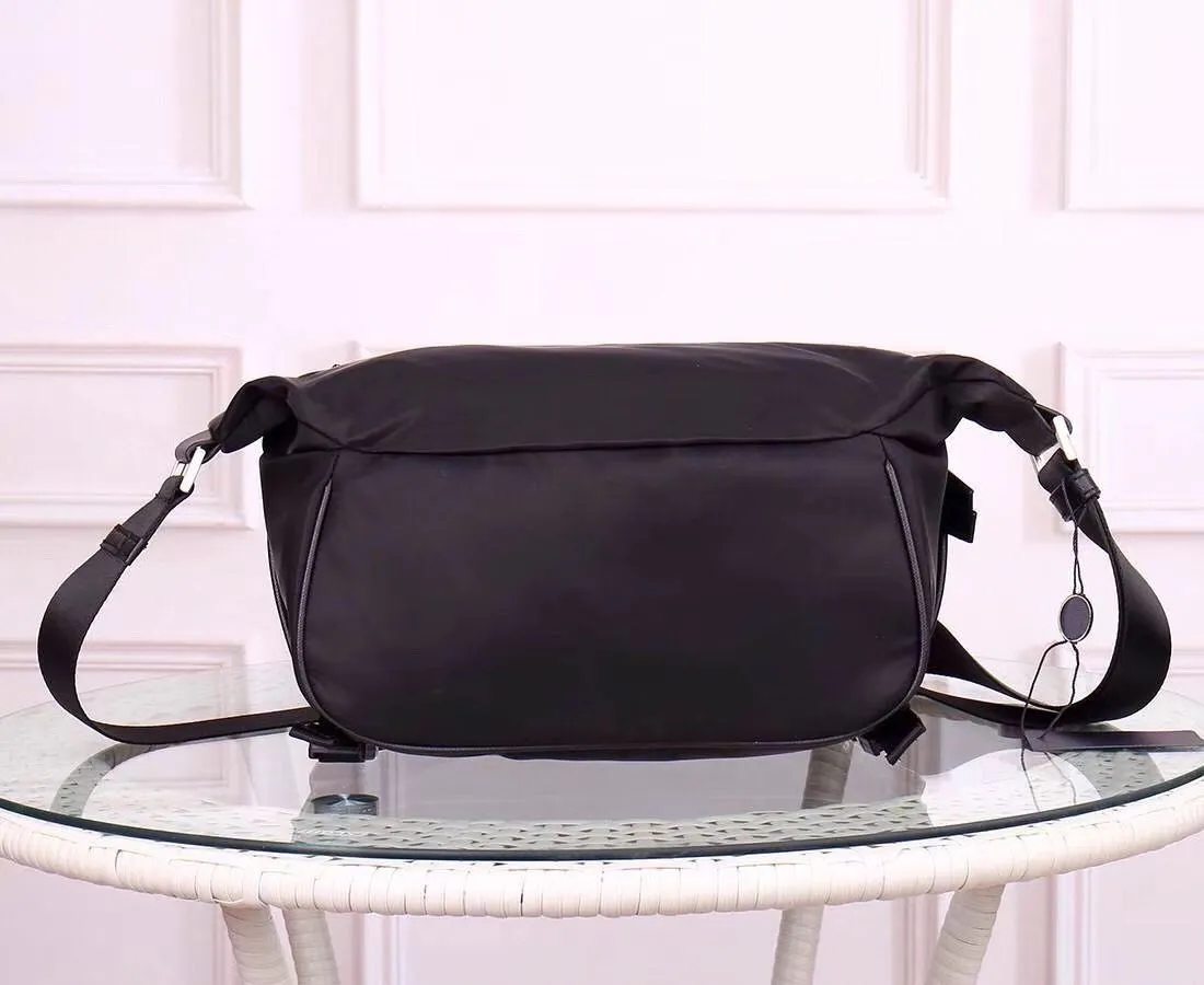 Borsa Da Uomo In Tela Impermeabile Borse A Tracolla Classiche Uomo Borsa A Tracolla In Canvs Borse Tote Uomo Borsa Messenger Borsa Presbite Allingrosso Da 44 15 DHgate