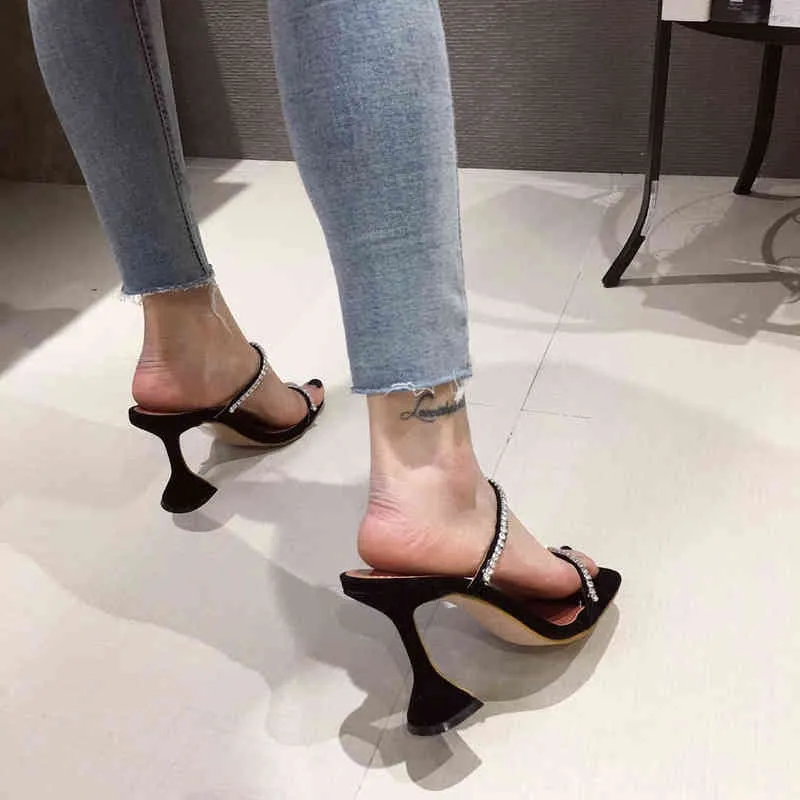 2022 size new point drill slim belt wine cup heel women`s high heel sandals 35 to 41