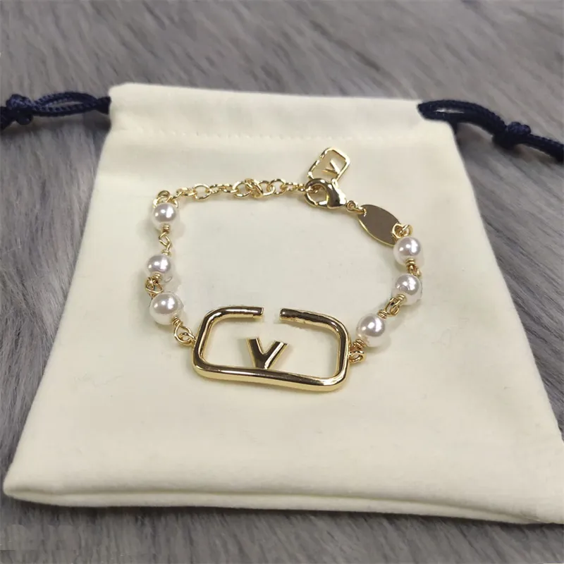 Kobiety Mężczyźni Trendy Pearl Bransoletki Z Pudełkiem Klasyczny List Wykwintny Łańcuch Unisex Charm Oświadczenie Biżuteria Uliczna Bransoletka Prezentowa Bransoletka