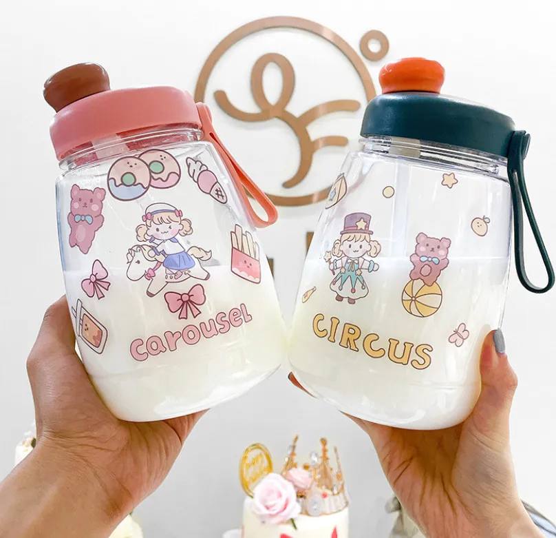 The latest 44OZ baby children's plastic milk coffee mug, portable anti-fall strap, various styles of water cups, support custom logo