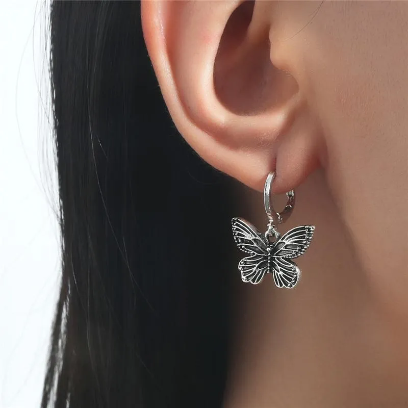 Retro Metal Butterfly Earring Buckle Charm Women Party Gift Animal Black Ear Ring European Hip Hop Dress Business Wind Earrings Jewelry Accessories