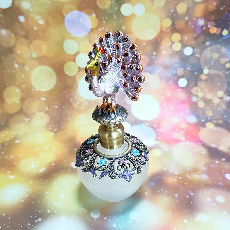 40ml Metal Peacock Essentail Attar Oil Perfume Bottle Tom Refillerbar Glass Stopp Present Fabriksuttag # 81189