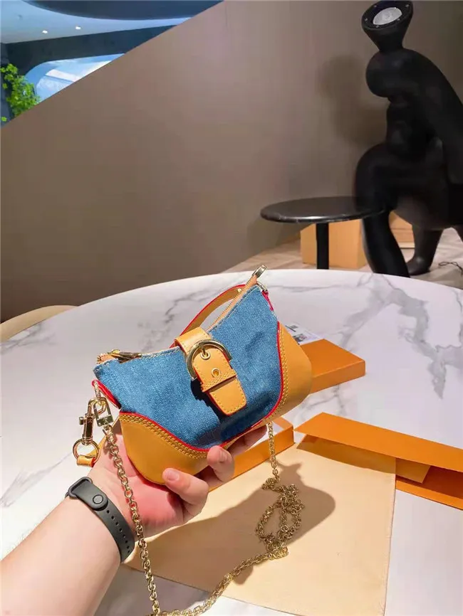 latest underarm bags, luxury designer han dbag, casual all-match, high-end fashion, shoulder bag, handbag, single product, retro style with  color matching, size 20 * 11cm