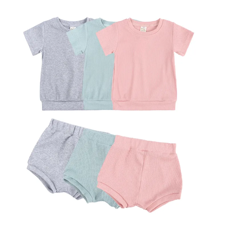 2021 Baby sommar kläder sätter toddler tjej pojke kläder set kort ärm toppar t-shirt + shorts pants ribbed fasta outfits 1-4t