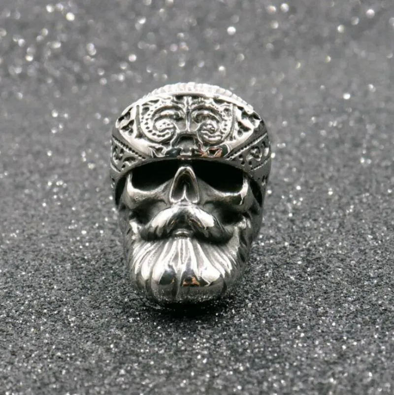 Cluster Rings Classic Gothic Big Beard Hip Hop Skull Acciaio inossidabile Cool Biker Jewelry Regalo di creatività
