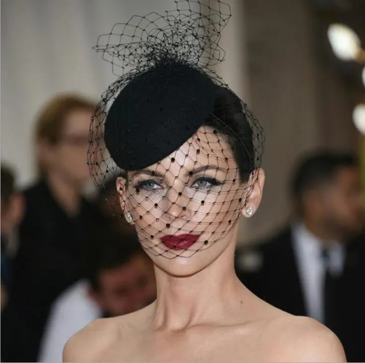 Vintage Black Women Cover Face Hat Veil Classic Decored Mesh Bridal Short Veils Noble Ladies Mask Hats Party Hair Accessories Gloves Pearls Necklace Fans AL8900