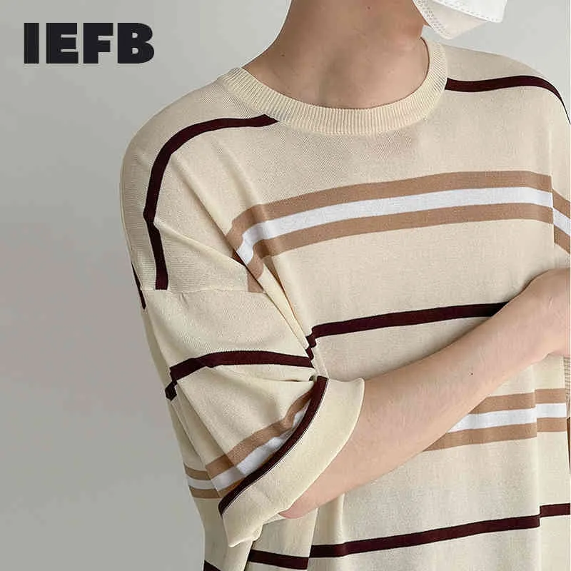 IEFB Summer Garn Striped Short Sleeve T-shirt Mäns Half Sleeve Loose Korean Streetwear Fashion Round Collar Tee Toppar 9Y6947 210524