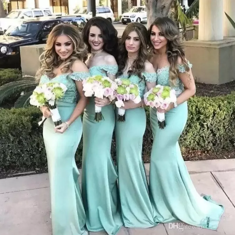 2022 Mint Green Bridesmaid Vestidos fora da bainha de renda de ombro comprimento do piso personalizado feito de tamanho grande de honra da festa da praia de praia Festas de casamento vestem vestidos