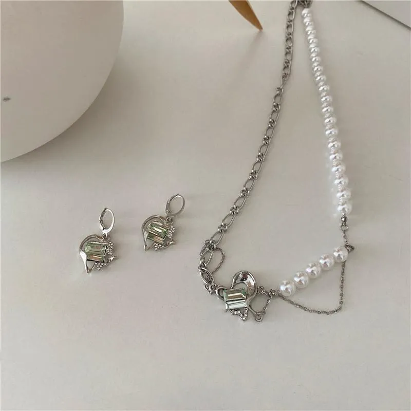 Pendant Necklaces Autumn Korean Retro Simple Green Love Rhinestone Silver Color Metal Multi-layer Chain Splicing Pearl Necklace For Women