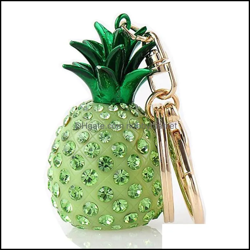 Creative Jewellery Luxury Rhinestone Pineapple Key Rings for Women Bag Buckles Car Key Keychain Fashion Accessories Birthday Gifts