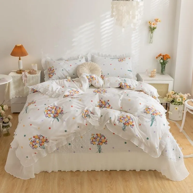 Sängkläder uppsättningar 100% bomull Elegant Wildflower Printed Pretty Flowers Girls 4 / 6PCS Set 1Duvet Cover 1BedsPread 2/4 Pillowcases