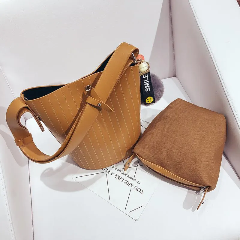 2021 designers One Shoulder Messenger Bag sublimates PU Polyester Plaid Solid Geometric elegant women Bucket bags onthego Designer Wallet