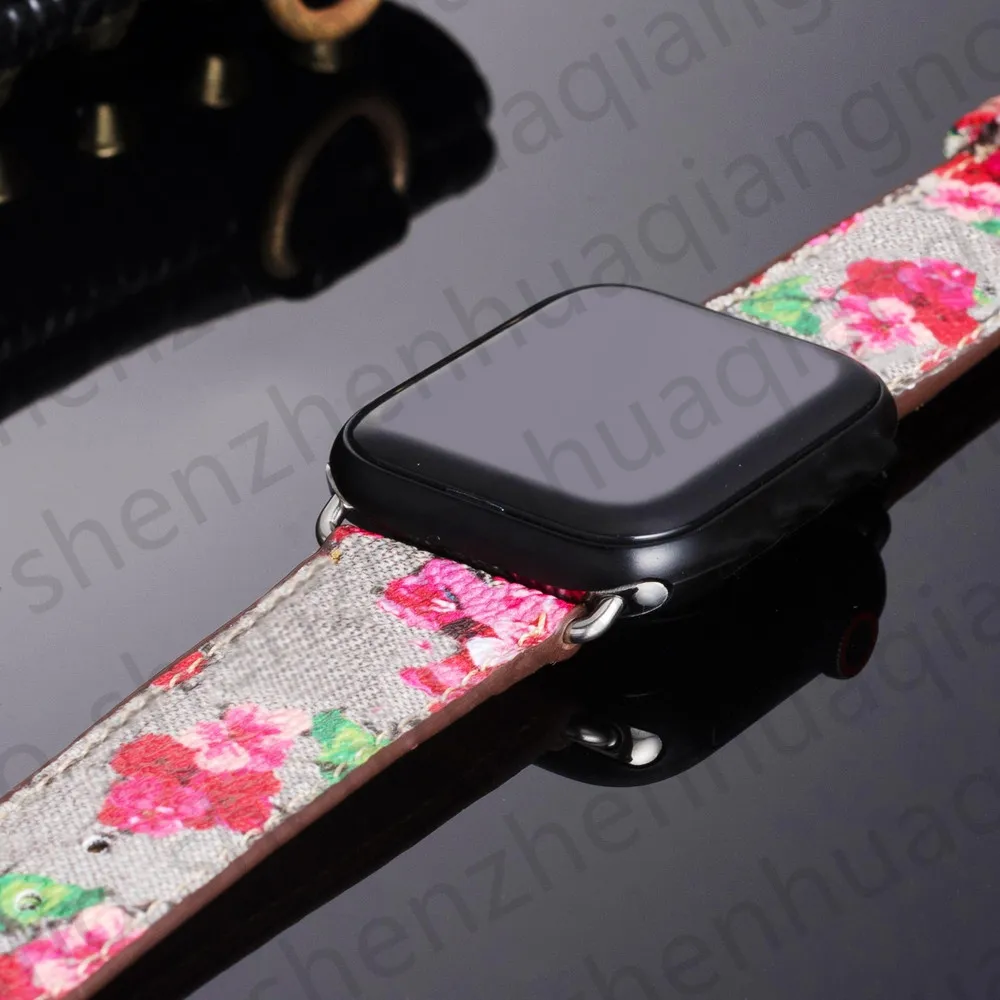 Luksusowy projekt designerski 42 mm 38 mm 40 mm 44 mm pasek do iWatch 7 2 3 3 4 5 6 Seria 6 -Seria skórzana bransoletka moda moda kwiecisty mężczyźni kobiety inteligentne paski