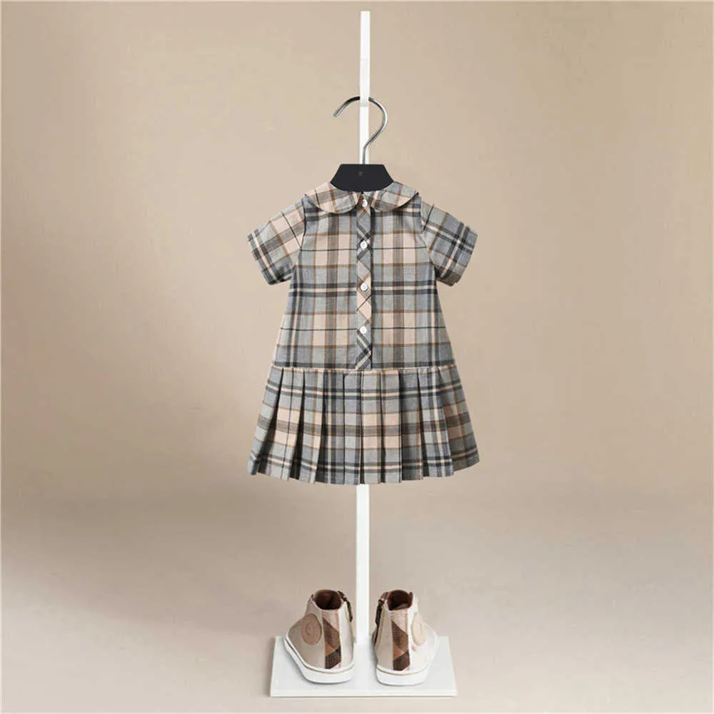 Nouveaux enfants Designer Vêtements Plaid Robes Princesse Party Robe plissée pour adolescentes anniversaire en gros été enfants vêtements Q0716