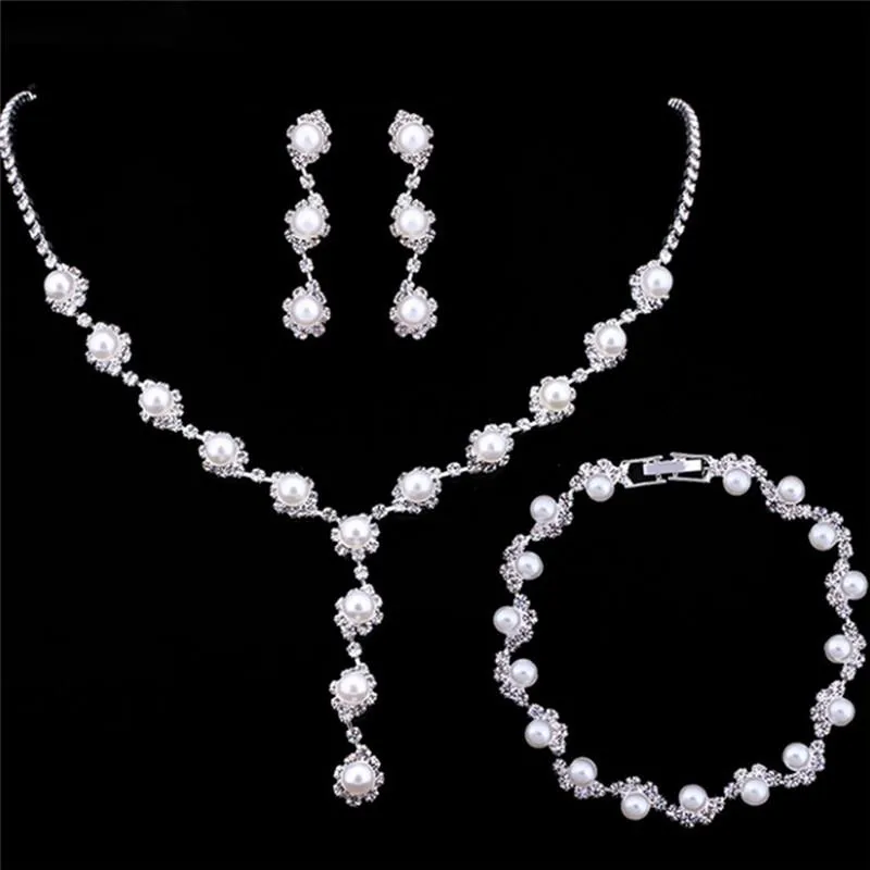 Orecchini Collana Perla simulata Sposa Set di gioielli da sposa Braccialetti di cristallo semplici Regalo per le donne