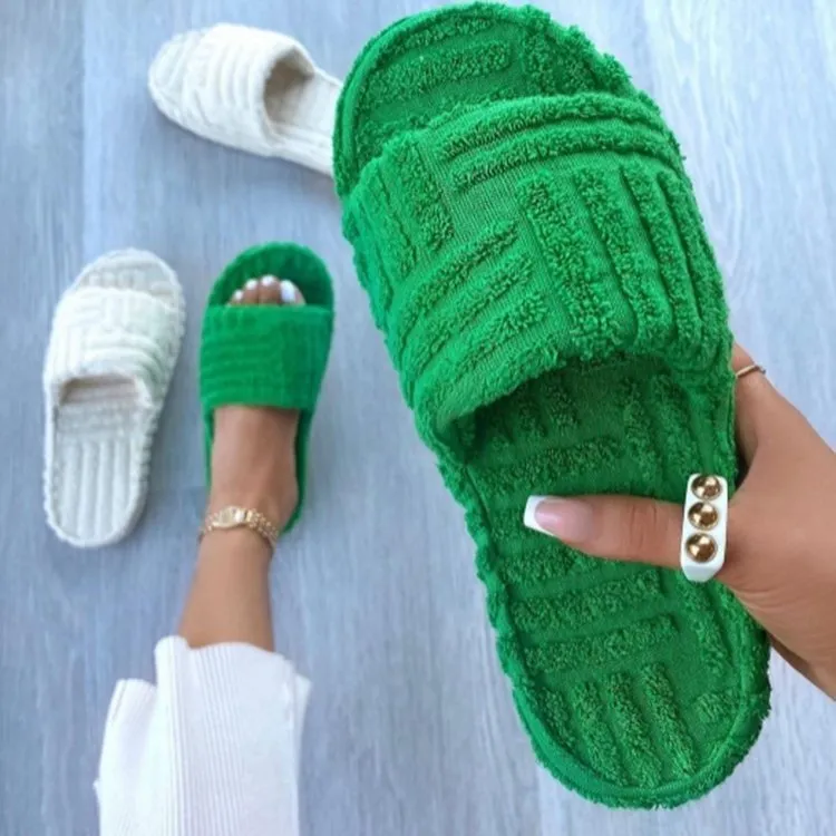 2022 Green Winter New Brand Women Slipper Fashion Fur Slides High Quality Soft Sole Comfort Open Toe House Flip Flops