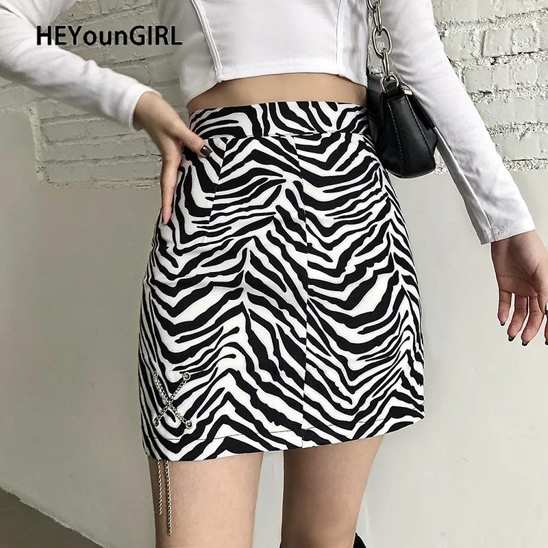 Heyoungirl Zebra imprimer maigre taille haute jupe avec chaînes décontractées maigre maigre jupe courte femmes été zipper streetwear y2k 90s x0428