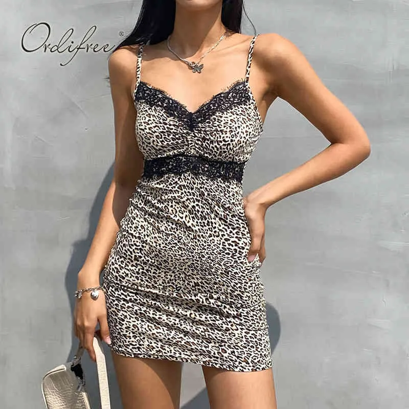 Sommar Kvinnor Sexig Mini Spaghetti Strap Night Club Wear Black Lace Leopard Print Short Party Dress 210415