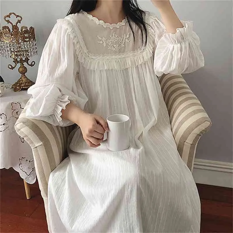 여성 ITA 드레스 공주 Sleepshirts 빈티지 스타일 레이스 수 놓은 Nightgowns.victorian Nightdress 라운지 잠옷 Q190513