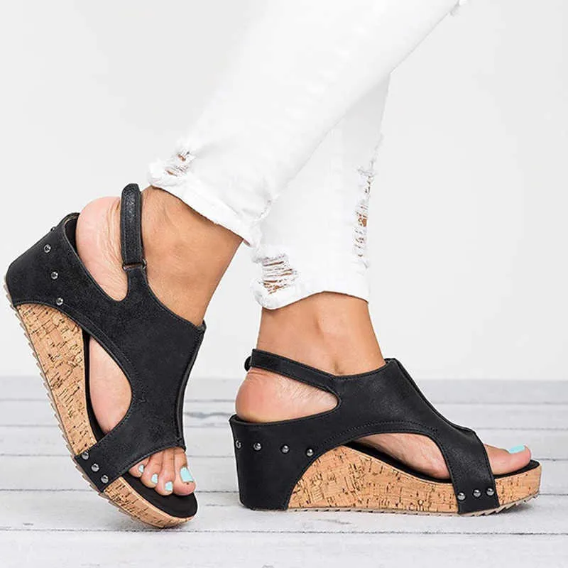 Amazon.com | Soda Tyleeiis Black Children's Almond Toe Mary Jane Platform  Cut Out Dress Wedge Heel,Black,1 | Sandals