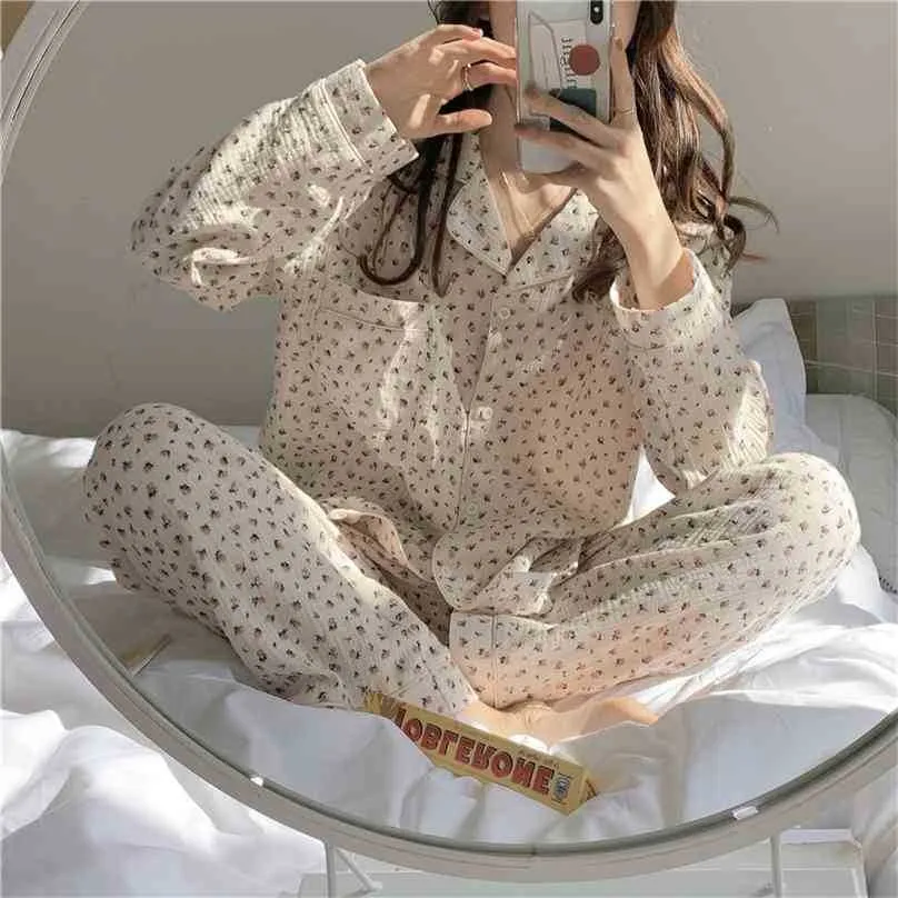 Långärmad sovkläder Blommigryckt Kvinnor Hem Chic Bekväm Loose Cotton Fashion Pajamas Suits Sets 210525