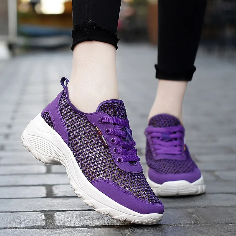 2021 Designer Running Shoes For Women White Grey Purple Pink Black Fashion mens Trainers High Quality Outdoor Sports Sneakers size 35-42 dk