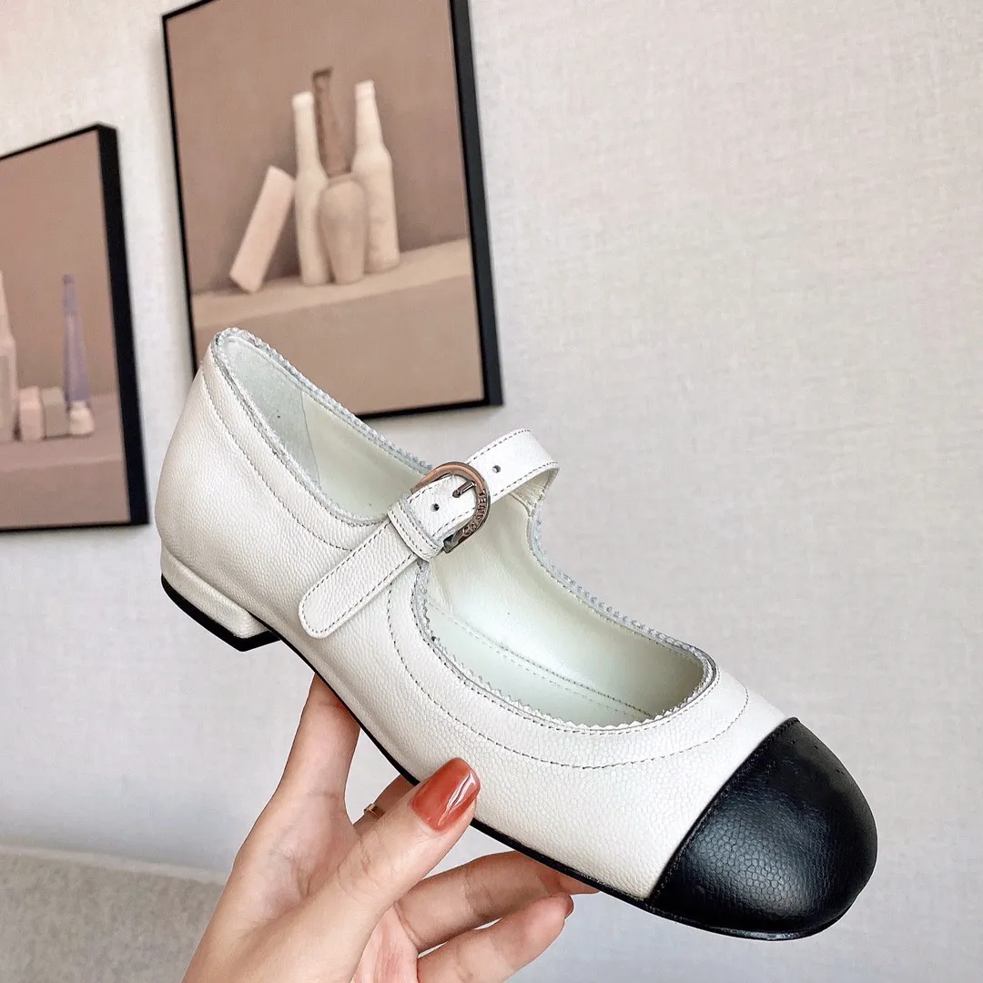 Women`s shoe manufacturers wholesale high-quality girls flats cowhide black and white color matching Mary Jane flat pumps