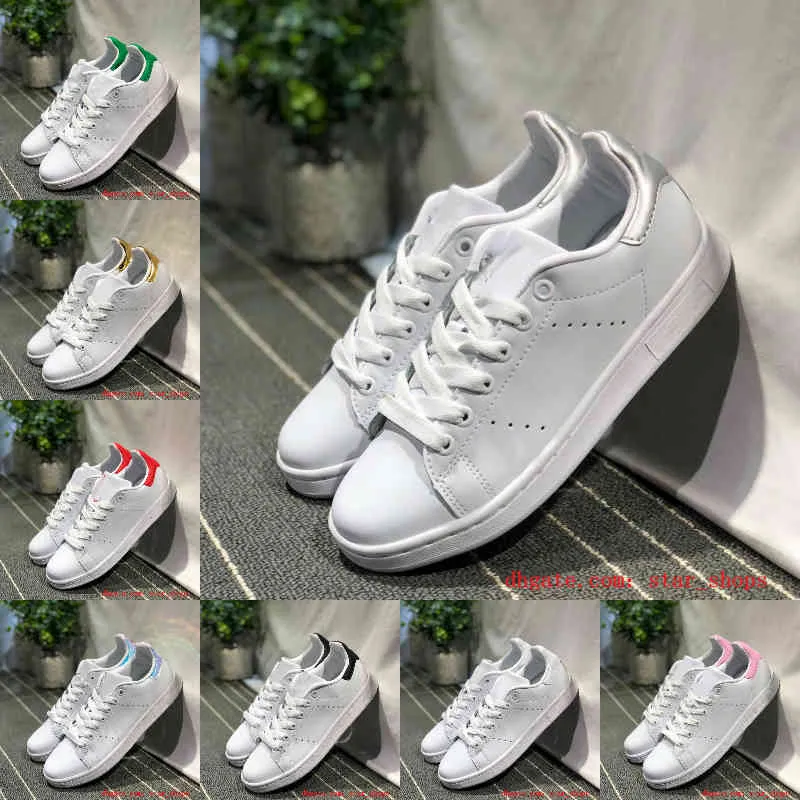 Försäljning 2021 Män Kvinnor Sneakers Casual Skor Grön Svart Vit Navy Blå Oreo Rainbow Pink Fashion Mens Flat Trainer Outdit Designer Sko Storlek 36-44 F12