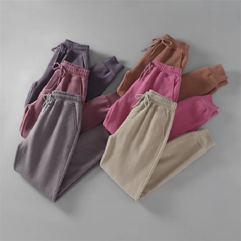 Automne Street Fashion Sports Tissu de laine Plus Veet Pantalon de survêtement Lâche Slim Taille haute à lacets Pantalon à bandes à la cheville Femmes 210514