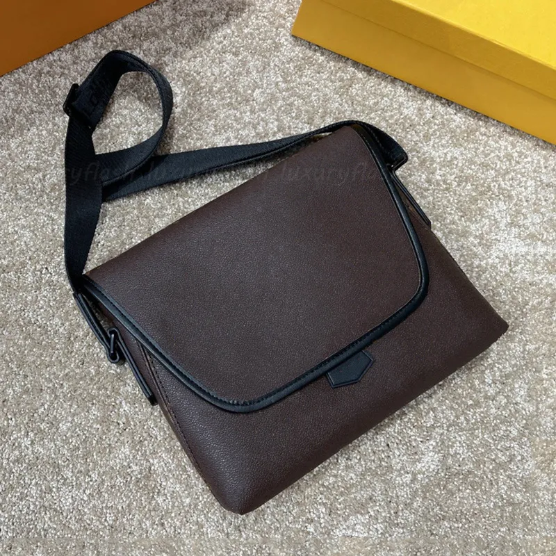 MAGNETIC M45557 Mens Designer District Pm Messenger Bag High Quality Crossbody For Business Travel School Perfect Boyfriend Gift Wholesale 210L From Wedswty998 99.27 DHgate.Com
