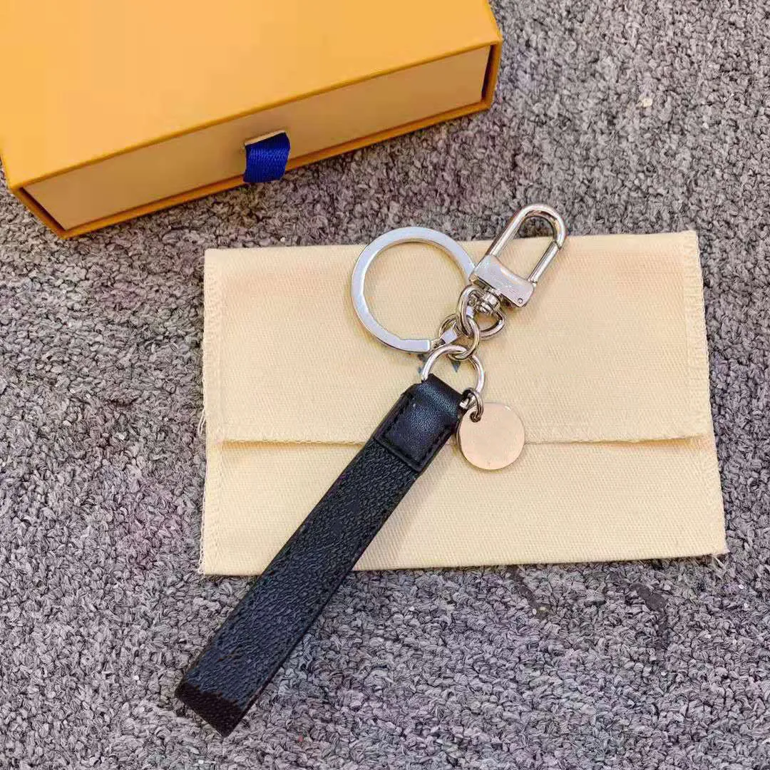 High qualtiy KeychainS Holder key chain Porte Clef Gift Men Women Souvenirs Car Bag Keychain with box